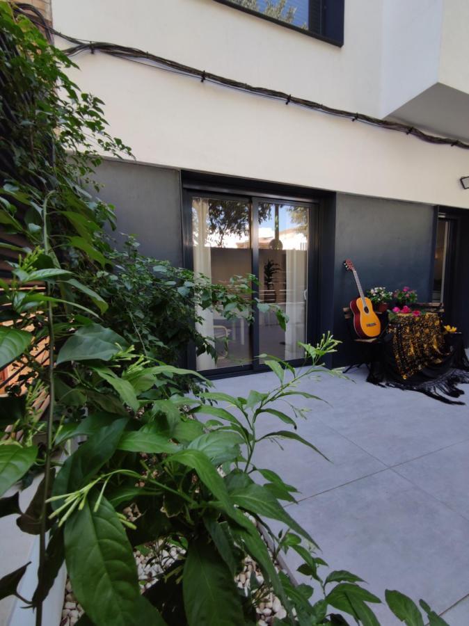 Bajo Luminoso En Barrio De Nervion Apartment Seville Luaran gambar